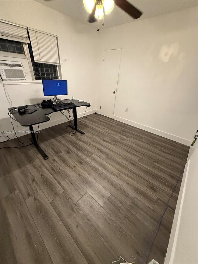 5802 NE 3rd Ave in Miami, FL - Building Photo - Building Photo