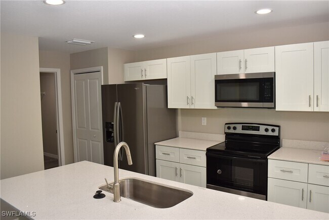 6165 Bodmin Ln in North Port, FL - Building Photo - Building Photo