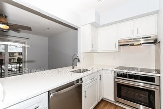 534B Willow Turn in Mount Laurel, NJ - Building Photo - Building Photo