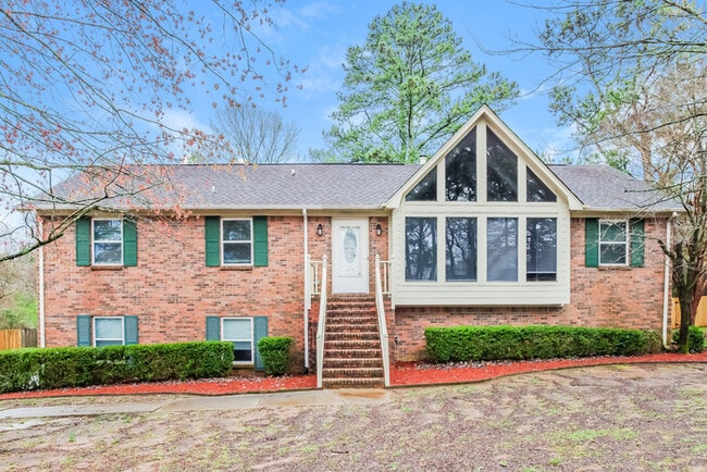 property at 112 Emerald Dr