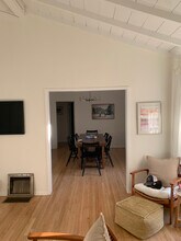 11425 Cashmere St in Los Angeles, CA - Foto de edificio - Building Photo