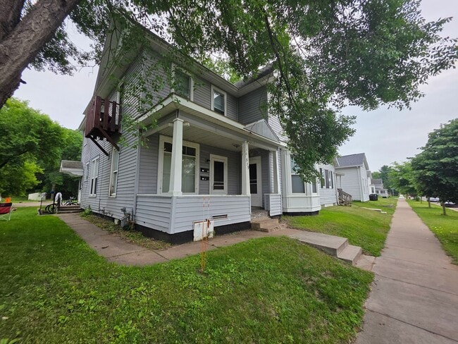 property at 519 N Barstow St
