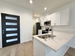 2404 W College Ave in Spokane, WA - Building Photo - Building Photo