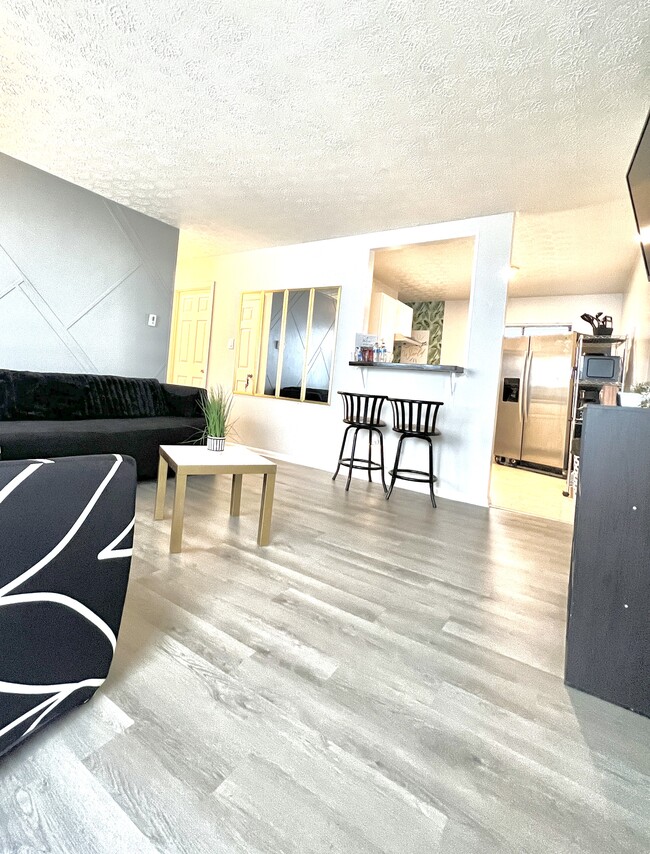 1812 Kent St, Unit Apt A in Columbus, OH - Building Photo - Building Photo