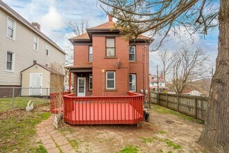 615 Vine St in Coraopolis, PA - Building Photo - Building Photo