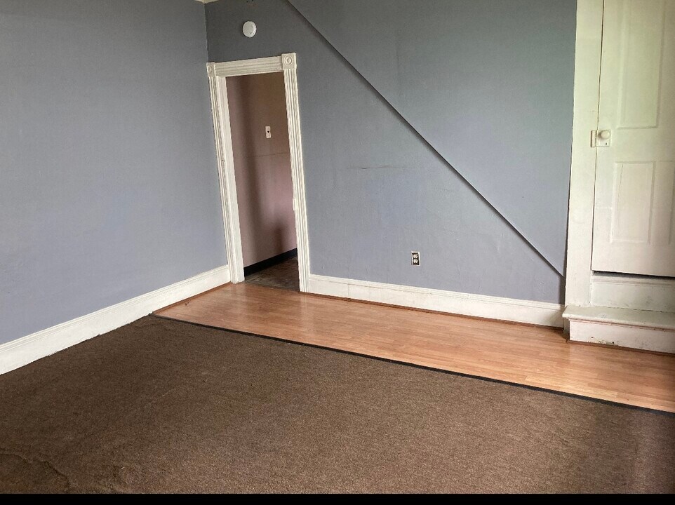 653 Morgan St, Unit #1 Garden View Apartment in Dickson City, PA - Foto de edificio