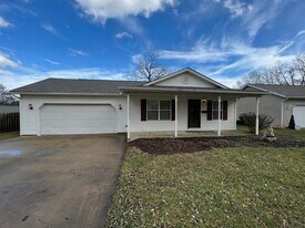 273 S Chillicothe St in Plain City, OH - Building Photo