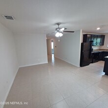 8684 Lake George Cir W in Macclenny, FL - Building Photo - Building Photo