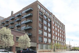 Heavy Timber Lofts in Chicago, IL - Foto de edificio - Building Photo