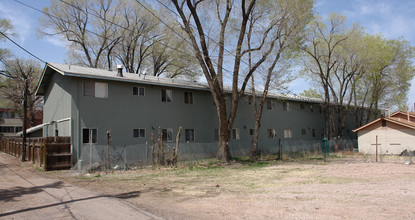 305 E Arvada St in Colorado Springs, CO - Building Photo - Building Photo