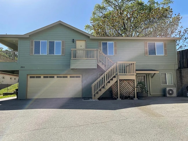 property at 291 Las Tablas Rd