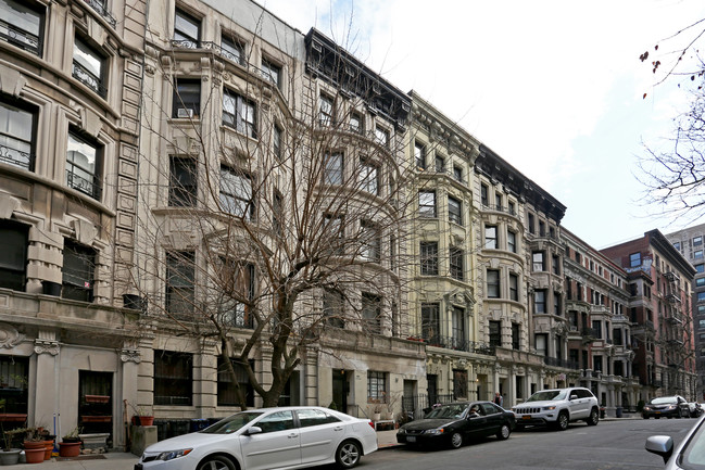 315 W 105th St in New York, NY - Building Photo - Building Photo