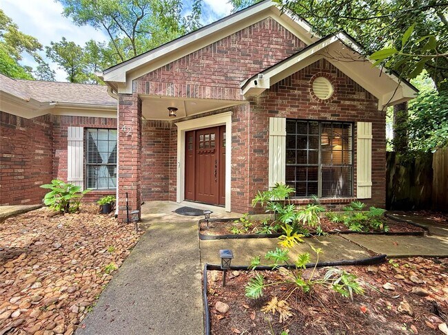 42 Village Knoll Pl in The Woodlands, TX - Building Photo - Building Photo