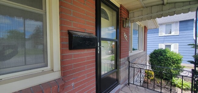 property at 368 Dufferin Av