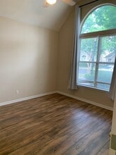 1161 Misty Isle Drive in Memphis, TN - Foto de edificio - Building Photo