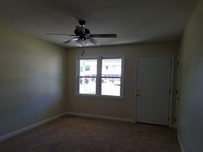 1953 Coral Way in Sumter, SC - Building Photo - Building Photo