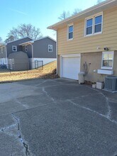 5315-5315 W Woodale Ct in Peoria, IL - Building Photo - Building Photo