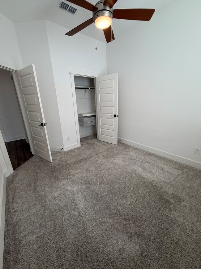 6606 Capstone Oak Ave