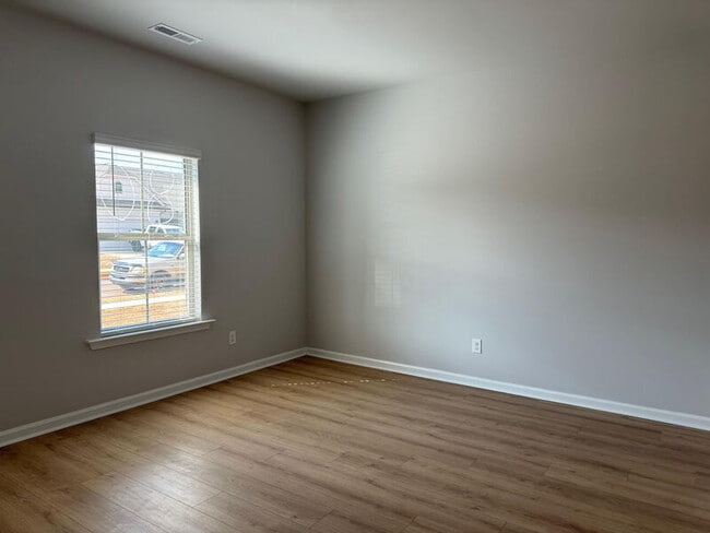 12660 Whitcomb Cir in Athens, AL - Building Photo - Building Photo