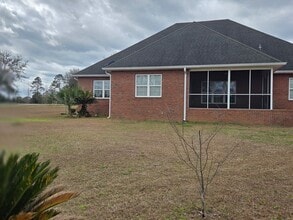 565 Twin Ponds Dr in Havana, FL - Building Photo - Building Photo