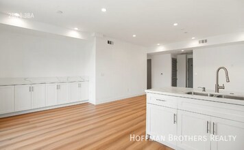 836 S Shenandoah St in Los Angeles, CA - Building Photo - Building Photo