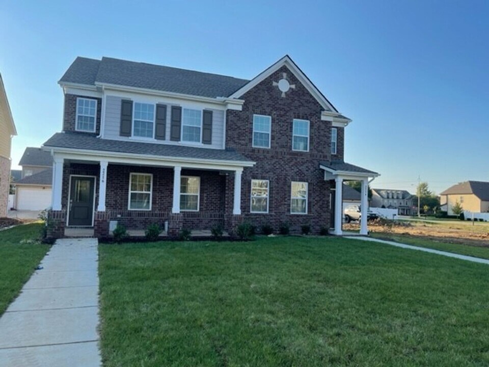 2216 Hospitality Ln in Murfreesboro, TN - Building Photo