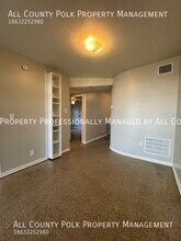 2305 Carol Loop in Plant City, FL - Building Photo - Building Photo
