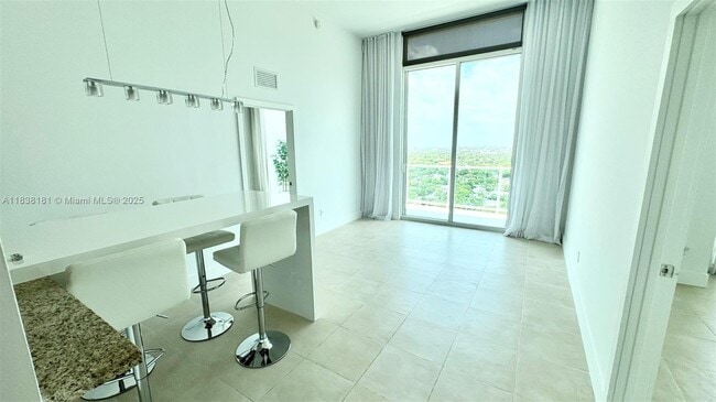 2525 SW 3rd Ave, Unit PH-06 in Miami, FL - Building Photo - Building Photo