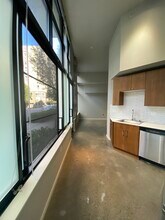 81 Clay St in Seattle, WA - Building Photo - Building Photo