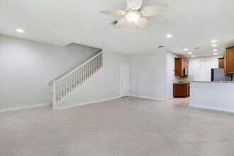 3310 W Mallory Blvd in Jupiter, FL - Building Photo - Building Photo