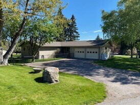 175 Mission View Dr in Lakeside, MT - Building Photo