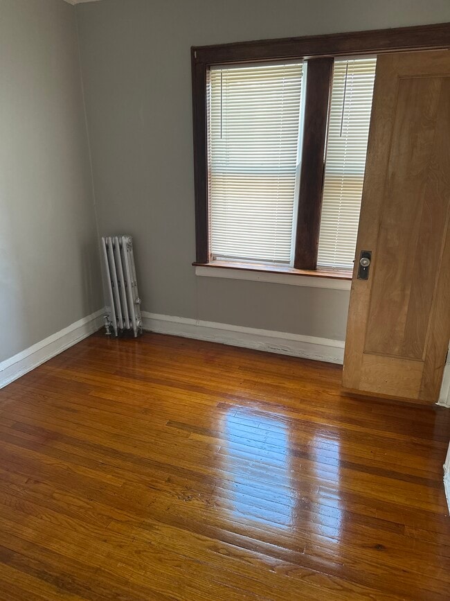 8039 S Ingleside Ave in Chicago, IL - Foto de edificio - Building Photo