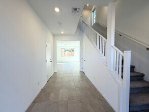 5975 Lindenberry Walk St in Las Vegas, NV - Building Photo - Building Photo