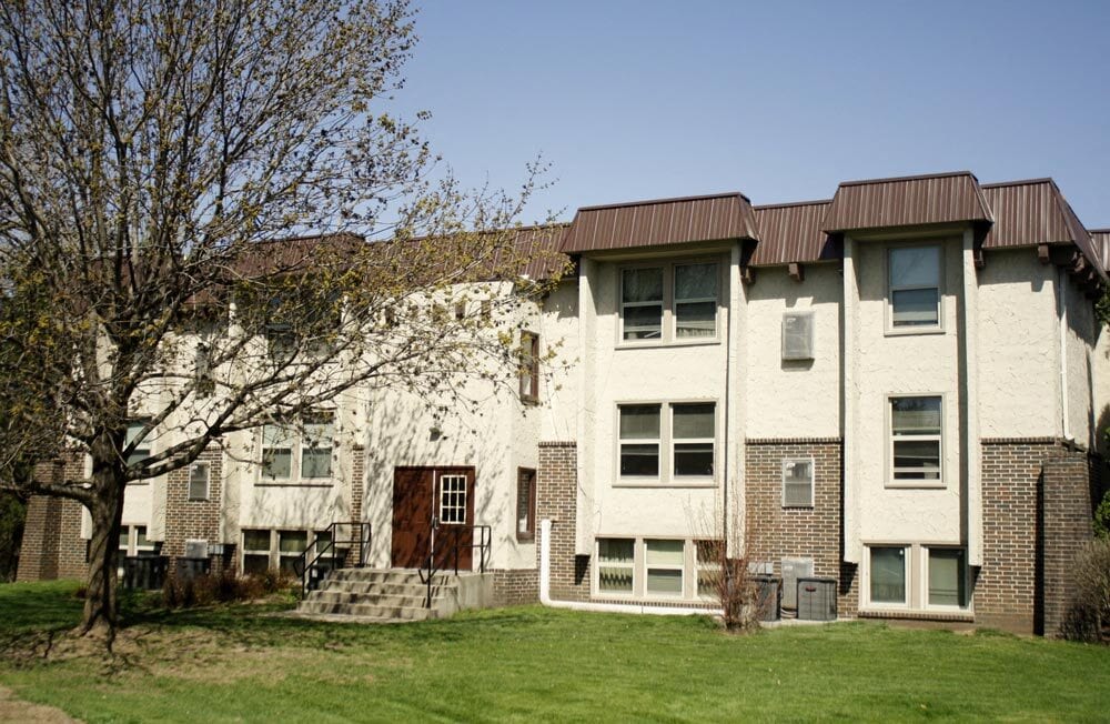 Pharaohs Valley in Marshalltown, IA - Foto de edificio
