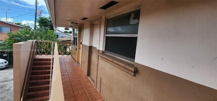 664 W 29th St in Hialeah, FL - Building Photo - Building Photo