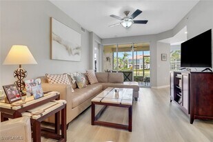 11601 Navarro Way in Ft. Myers, FL - Building Photo