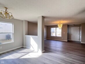 713 Hollowood Ln in Avon, IN - Building Photo - Building Photo