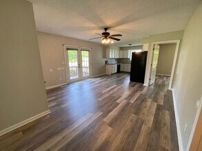 425 2nd Ave SE in Calvert City, KY - Building Photo - Building Photo