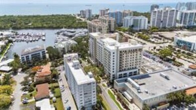 2555 NE 11th St, Unit 209 in Fort Lauderdale, FL - Building Photo - Building Photo