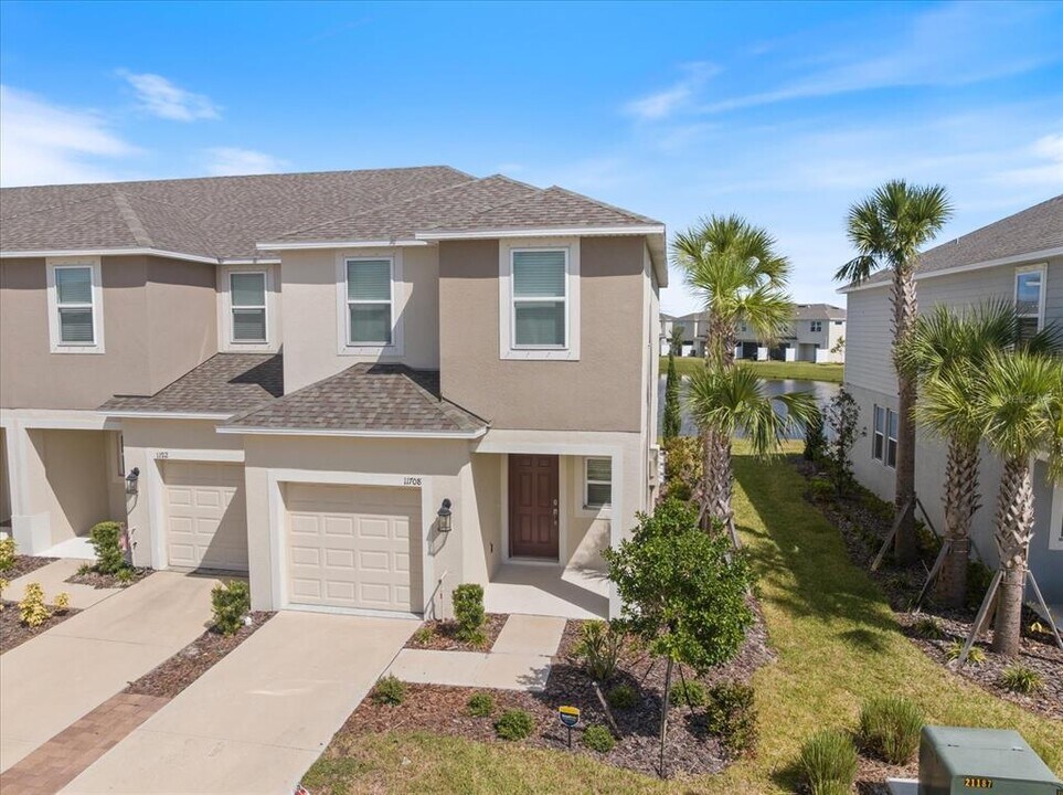 11708 Glenside Ter in Palmetto, FL - Building Photo