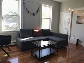 147 Columbia St in Cambridge, MA - Building Photo - Building Photo