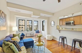 3900 14th St NW in Washington, DC - Foto de edificio - Building Photo