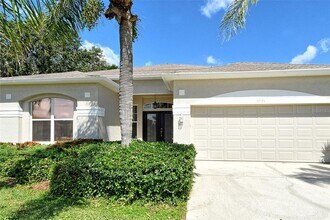 5001 Sturbridge Ct in Sarasota, FL - Building Photo - Building Photo