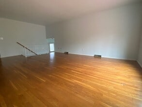 1448 Hanshaw Rd in Ithaca, NY - Building Photo - Building Photo