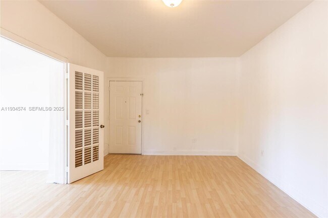 86 NE 50th Terrace in Miami, FL - Building Photo - Building Photo