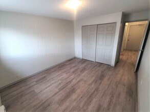 155-155 Mighton Ave in Winnipeg, MB - Building Photo - Building Photo