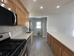 10-05 2nd St in Fair Lawn, NJ - Building Photo - Building Photo