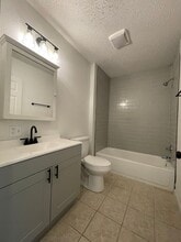 706 N 6th St in Lamesa, TX - Foto de edificio - Building Photo