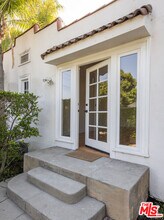 809 N Stanley Ave in Los Angeles, CA - Building Photo - Building Photo