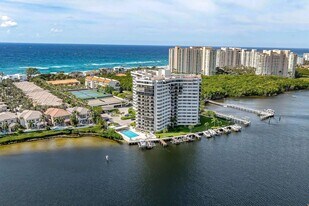 3912 S Ocean Blvd in Highland Beach, FL - Building Photo